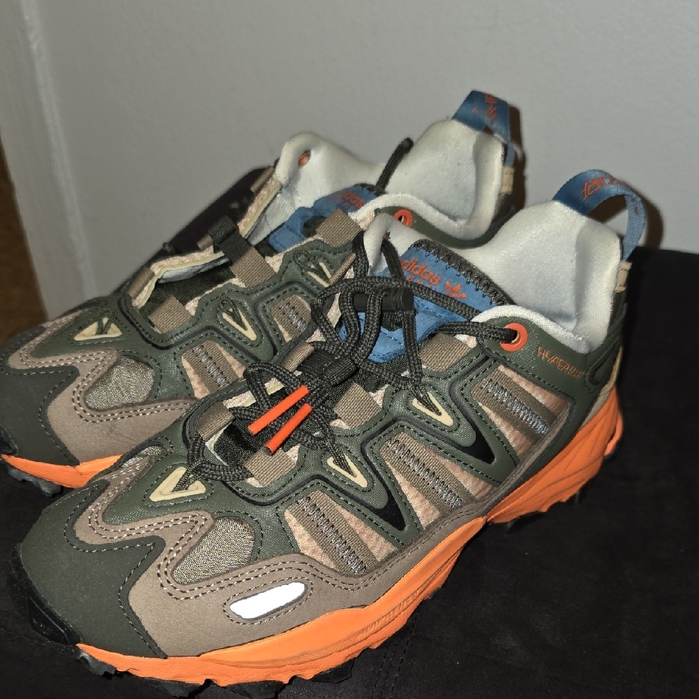 adidas Hyperturf Sneakers